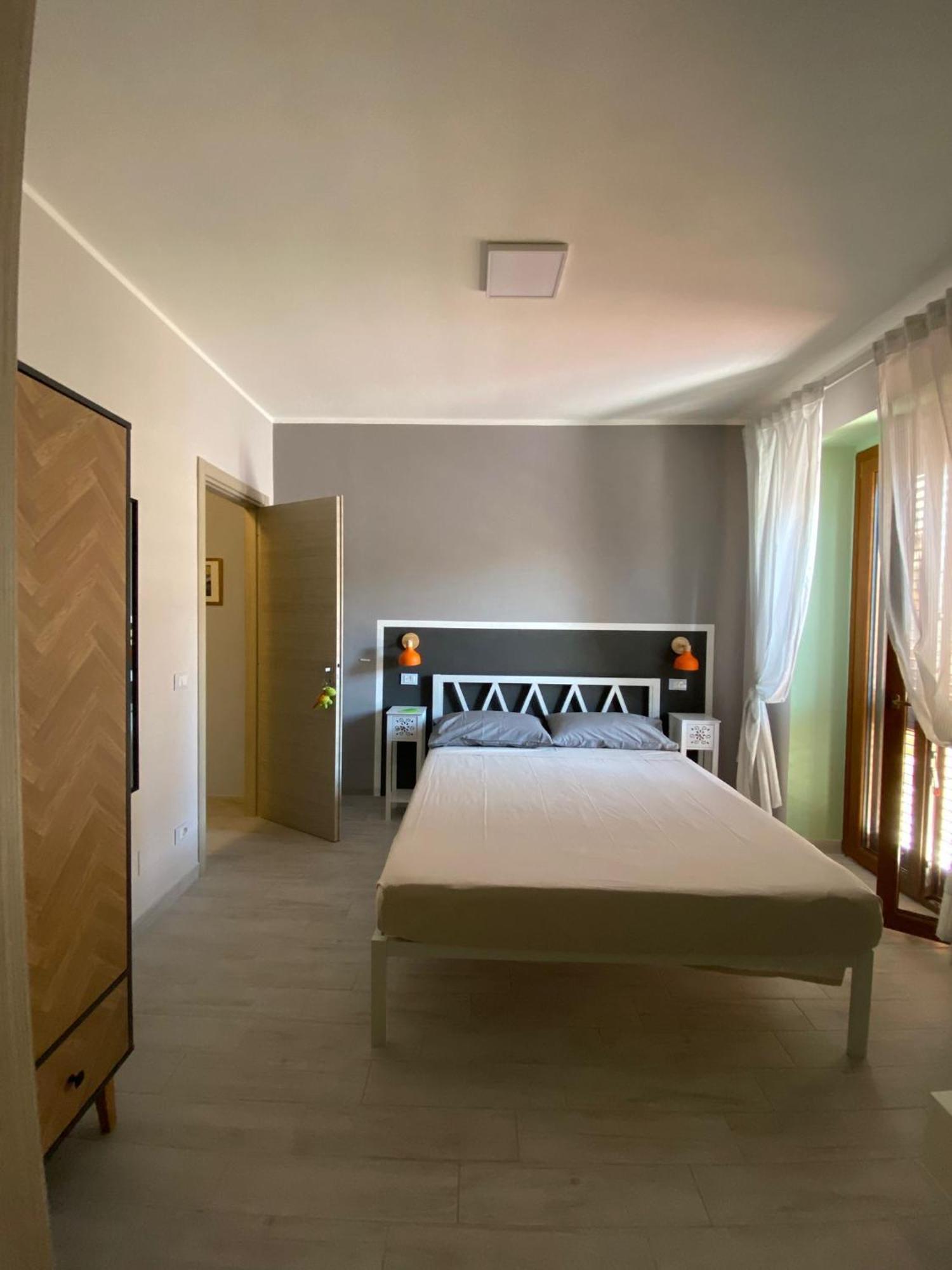 La Terrazza Nel Borgo Hotel ตอร์โตรา ภายนอก รูปภาพ